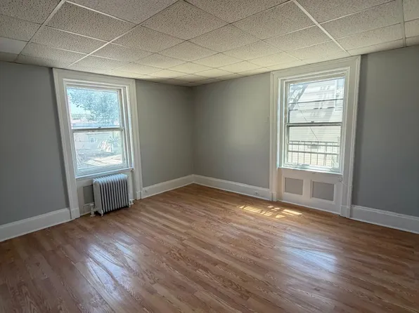 325 Roseville Ave, Newark, NJ