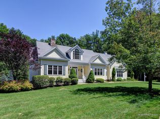 9 Madaket Ln, Kennebunk, ME 04043