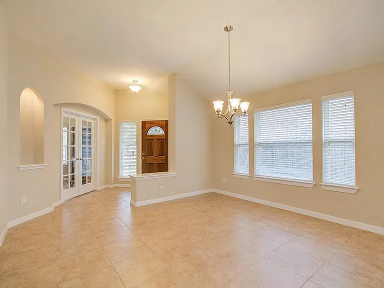 11506 Lawson Cypress Dr — Photo 3