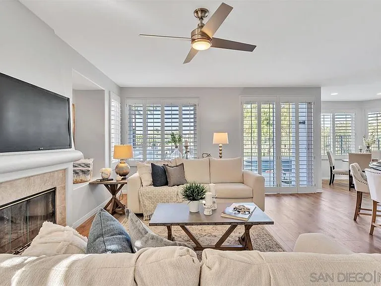 46048 Paseo Gallante — Photo 20