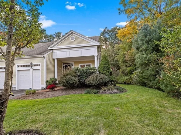 25 Whiting Ln, Hingham, MA 02043