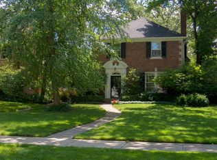 1355 Ashland Ave, Wilmette, IL 60091