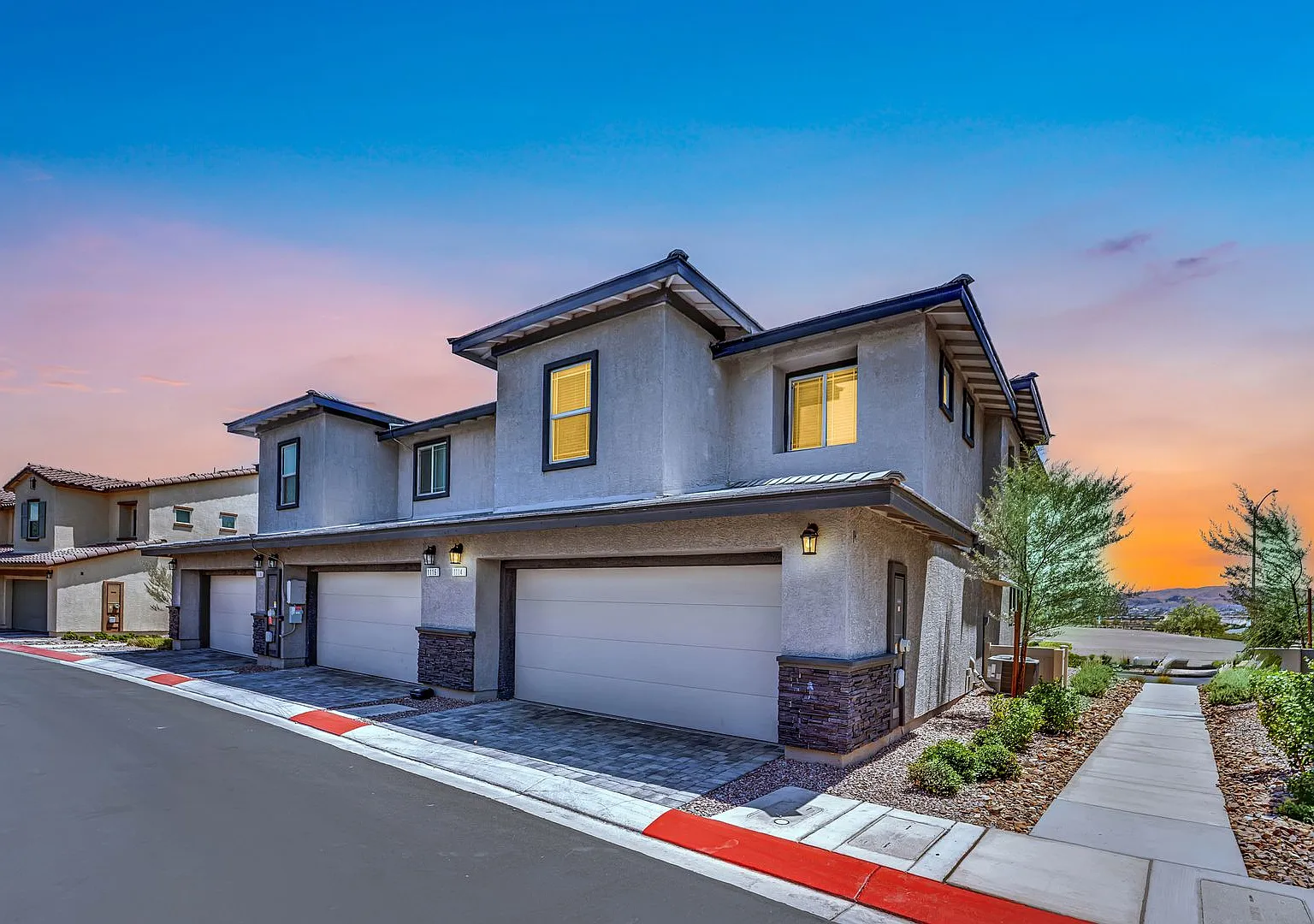 New Build 3 Bedroom Home in Cadence, Henderson — Photo 2