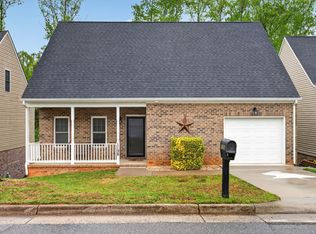 1198 Crest Ridge Dr, Bedford, VA 24523