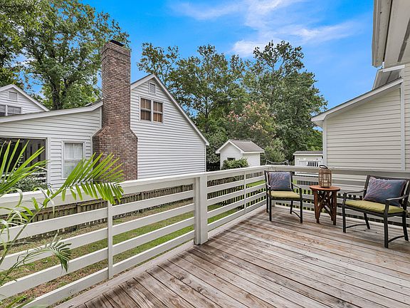 3rd image of 1421 Point Ct