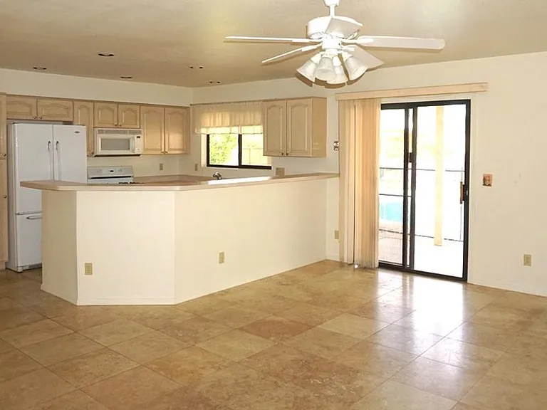 3272 W Avior Dr — Photo 6