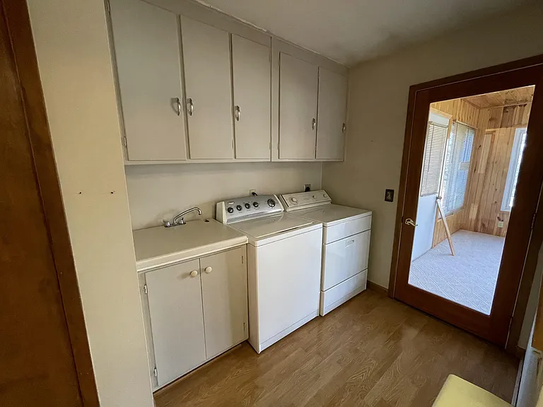 1608 Mitchell Dr — Photo 4
