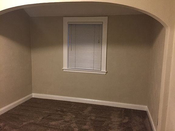 5th image of 1632 Greenwood Ave