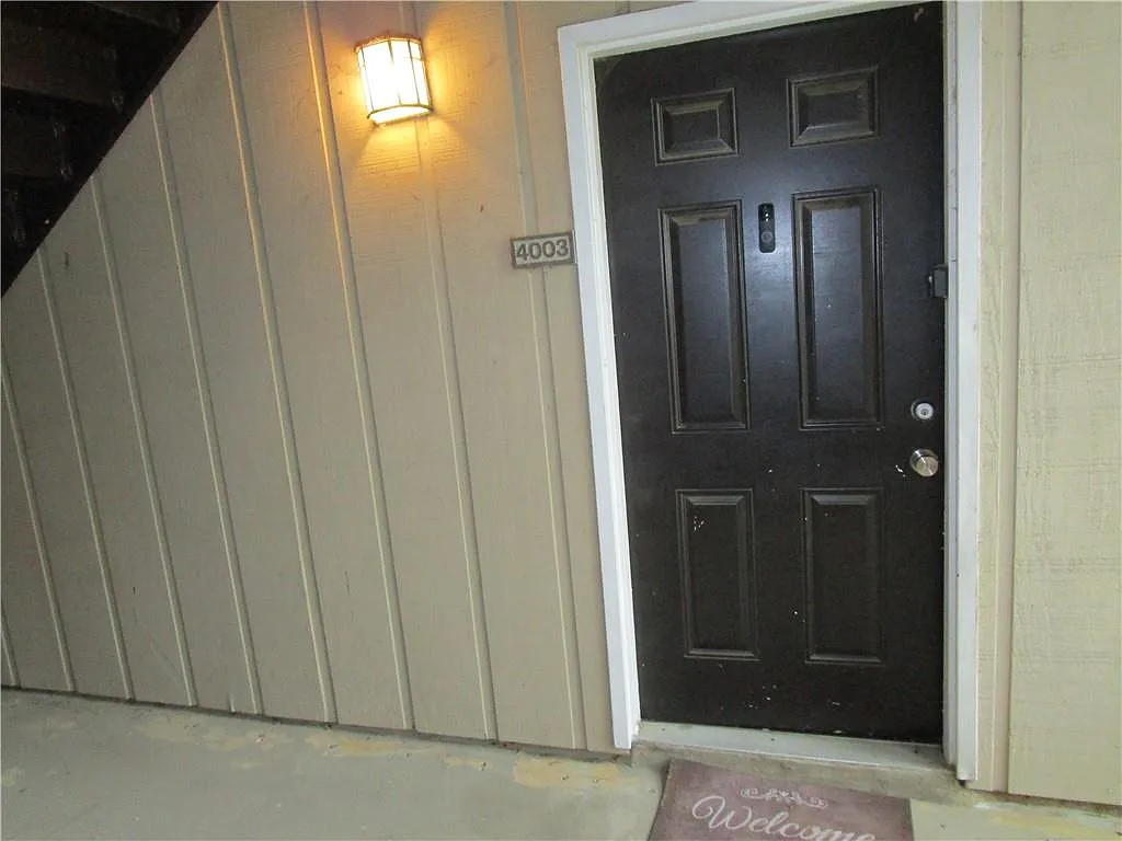 1 bed, 1.0 bath, 730 sqft, $1,600 — Photo 1