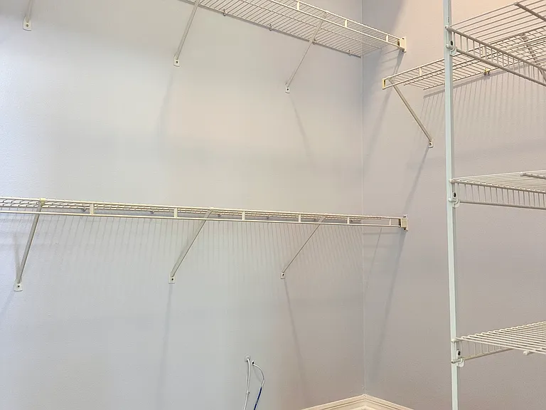 8214 Woodsworth Dr — Photo 16