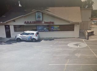 1529 Roswell Rd, Marietta, GA 30062