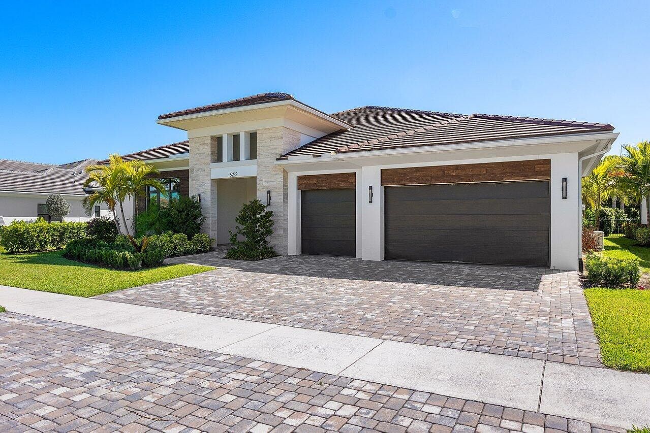 9232 Coral Isles Circle, Palm Beach Gardens, FL 33412 | MLS #RX