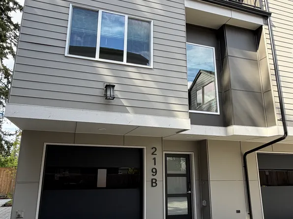 219B NE 185th St, Seattle, WA 98155