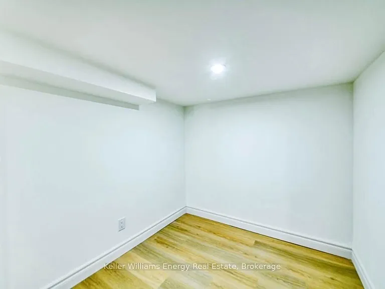 163 William Fair Dr — Photo 3
