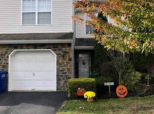 59 Santa Rosa Ln, Tinton Falls, NJ 07753