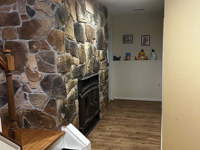 9612 Blake Ln — Photo 16