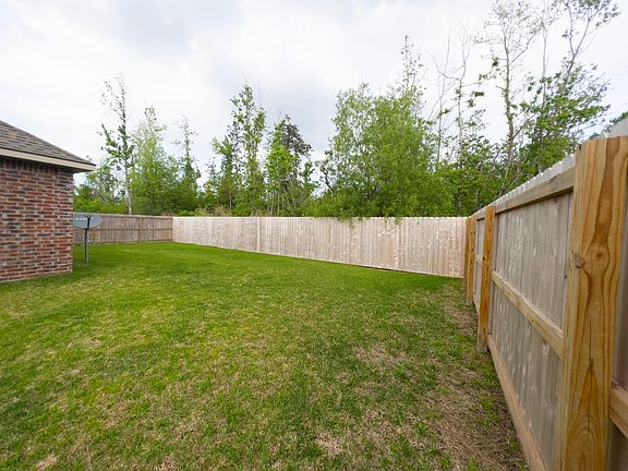 3rd image of 55 Walker Creek Dr