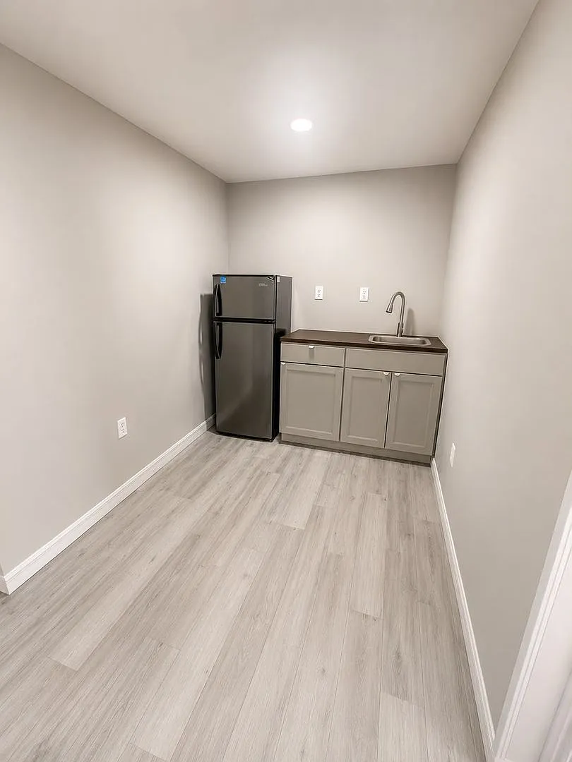 977 Antigua Avenue East — Photo 3