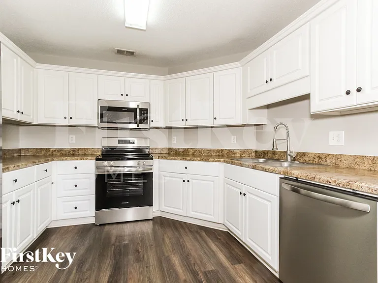 1186 King Arthur Ct — Photo 7