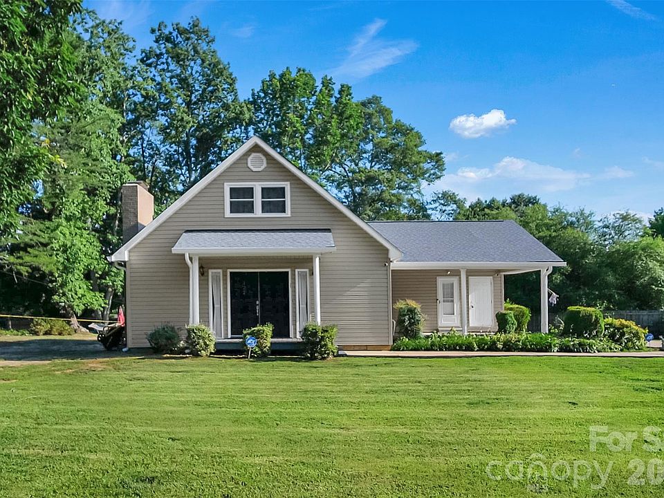 1st image of 122 Rockman Rd