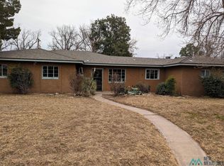 1512 S Country Club Cir, Carlsbad, NM 88220
