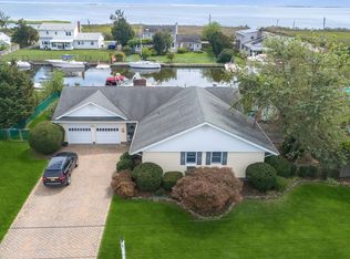 4 Shields Ct, Brookhaven, NY 11719