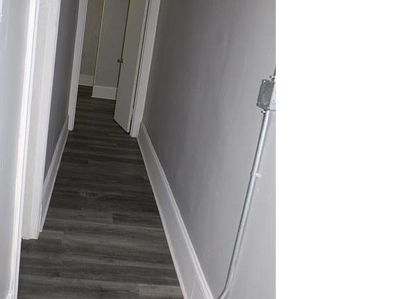 4th image of 4039 N Broad St #3