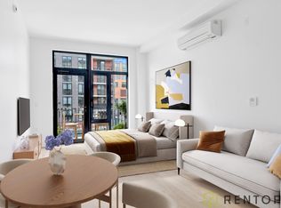 2-24 26th Ave #5H, Astoria, NY 11102