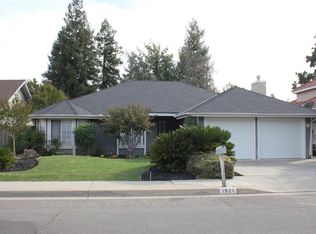 1921 E Omaha Ave, Fresno, CA