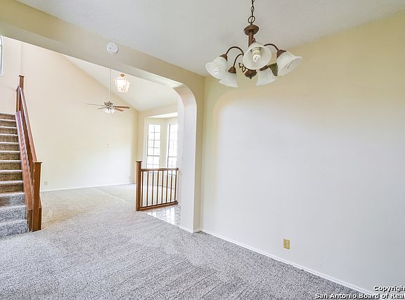 4th image of 8043 Sunshine Trail Dr
