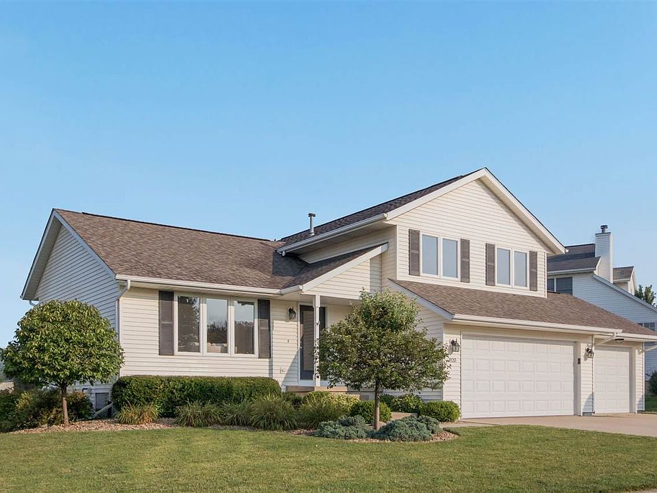 1st image of 820 Saint Andrews Dr