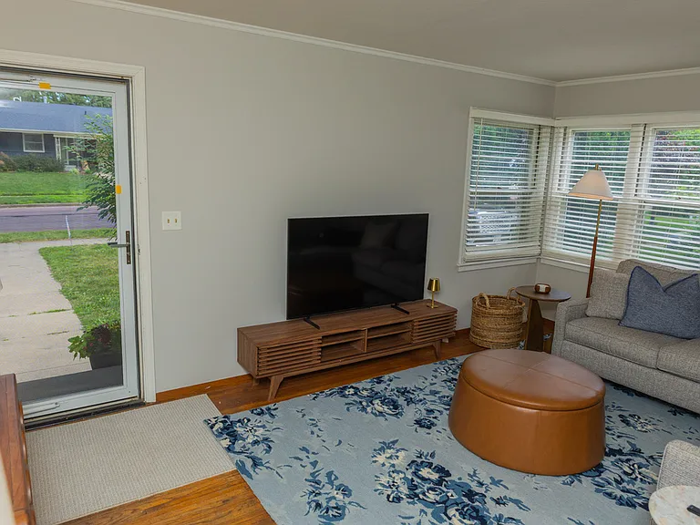 2313 S 4th Ave — Photo 17