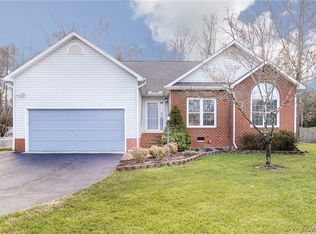 4993 Hanover Meadow Dr, Mechanicsville, VA 23111