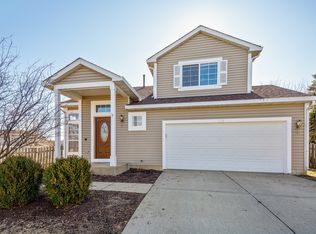 210 Rainmaker Run, Lake In The Hills, IL 60156