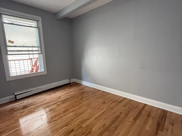 138 Clinton Ave, Newark, NJ