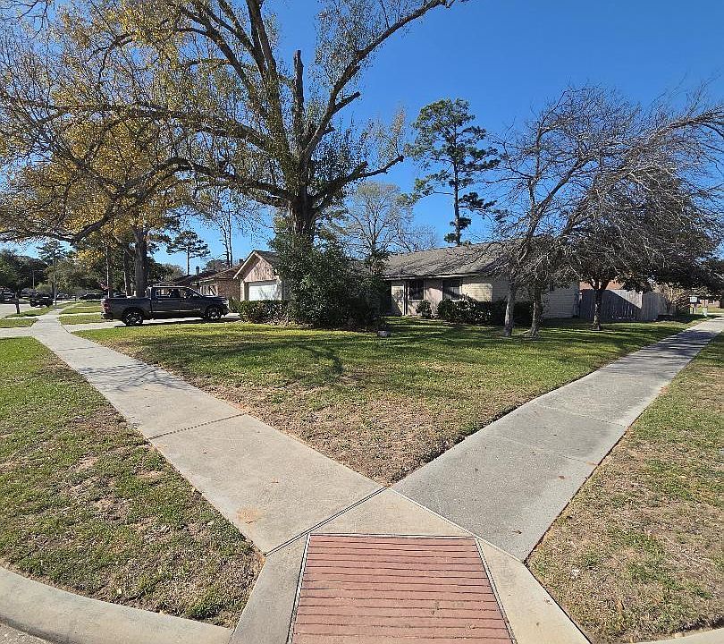 1st image of 3402 Acorn Way Ln
