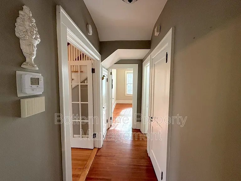 613 S York St — Photo 13