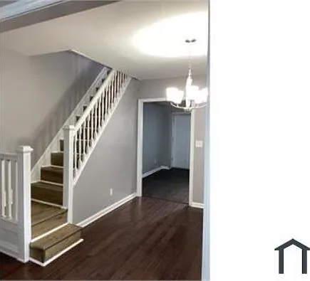 3 bed, $1,900 — Photo 2