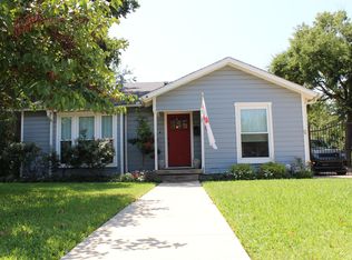 420 E Franklin St, Grapevine, TX 76051