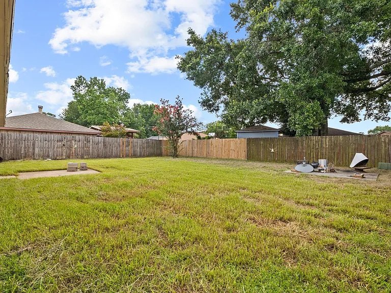 8122 Swan Meadow Ln — Photo 22