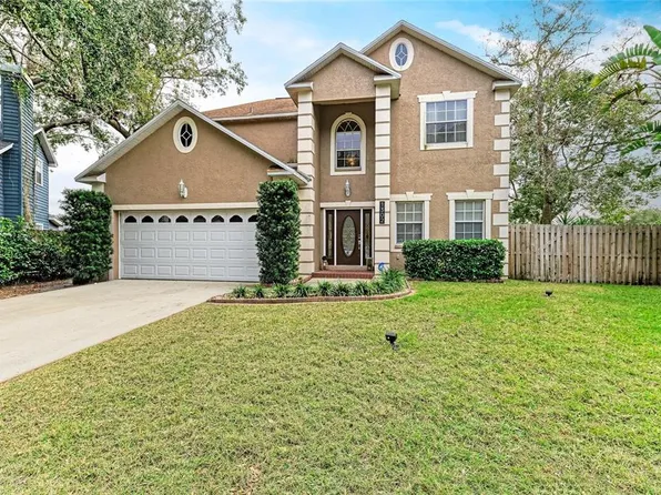 1302 W Carissa Ct, Tampa, FL 33604