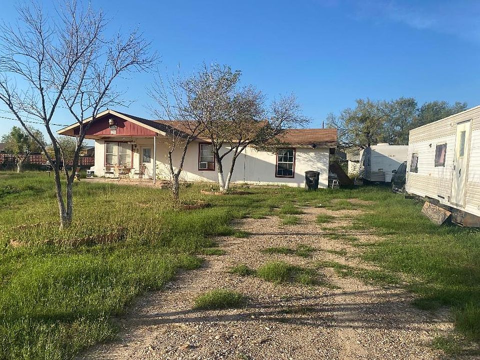 1st image of 3793 Cross Creek Dr
