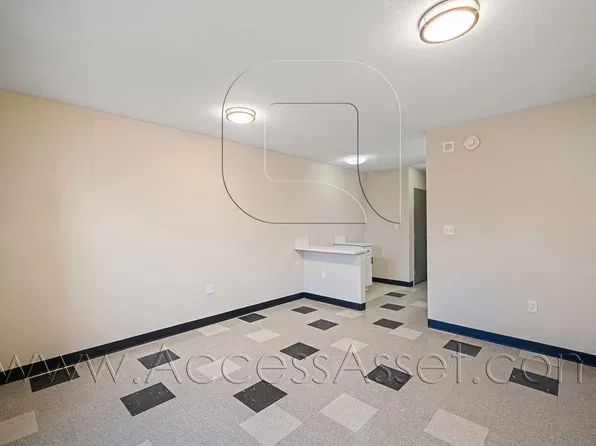 11754 Caughlin Rd, Phelan, CA 92371