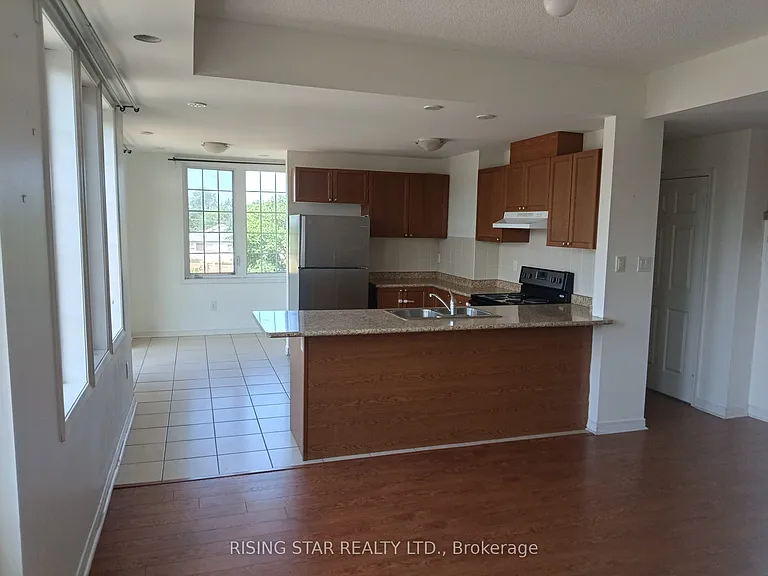 180 Howden Blvd — Photo 7