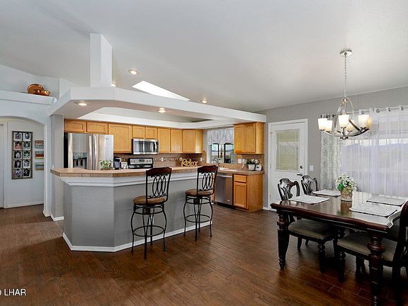5th image of 1241 McCulloch Blvd S