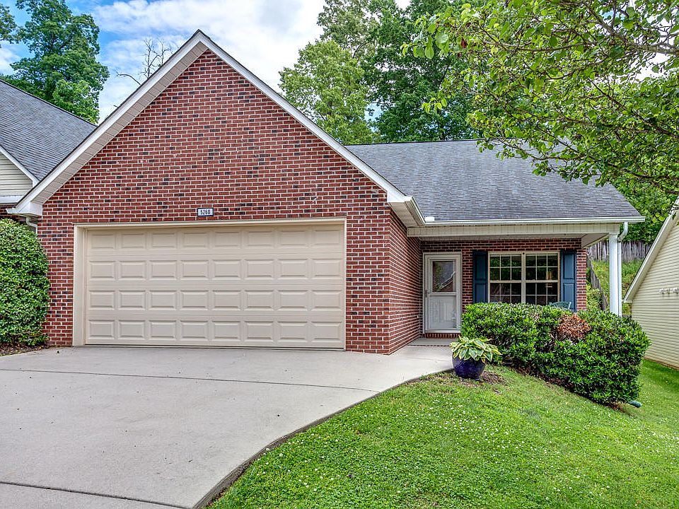 1st image of 5268 Avery Woods Ln