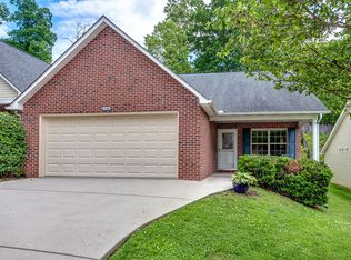 5268 Avery Woods Ln, Knoxville, TN 37921