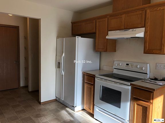 2nd image of 240 174th St S
