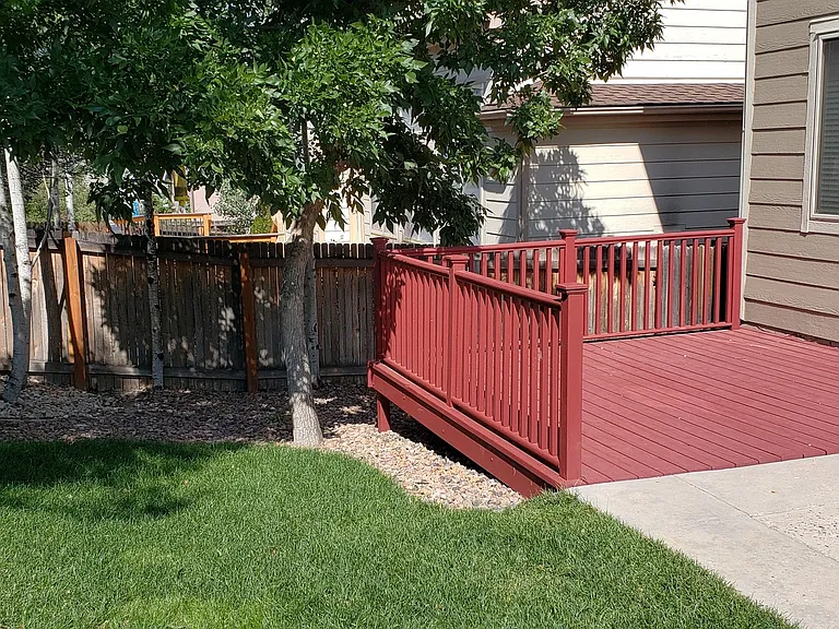305 Holbrook St — Photo 31
