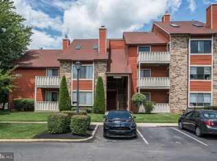 2102 Greenwood Ct, Mount Laurel, NJ 08054